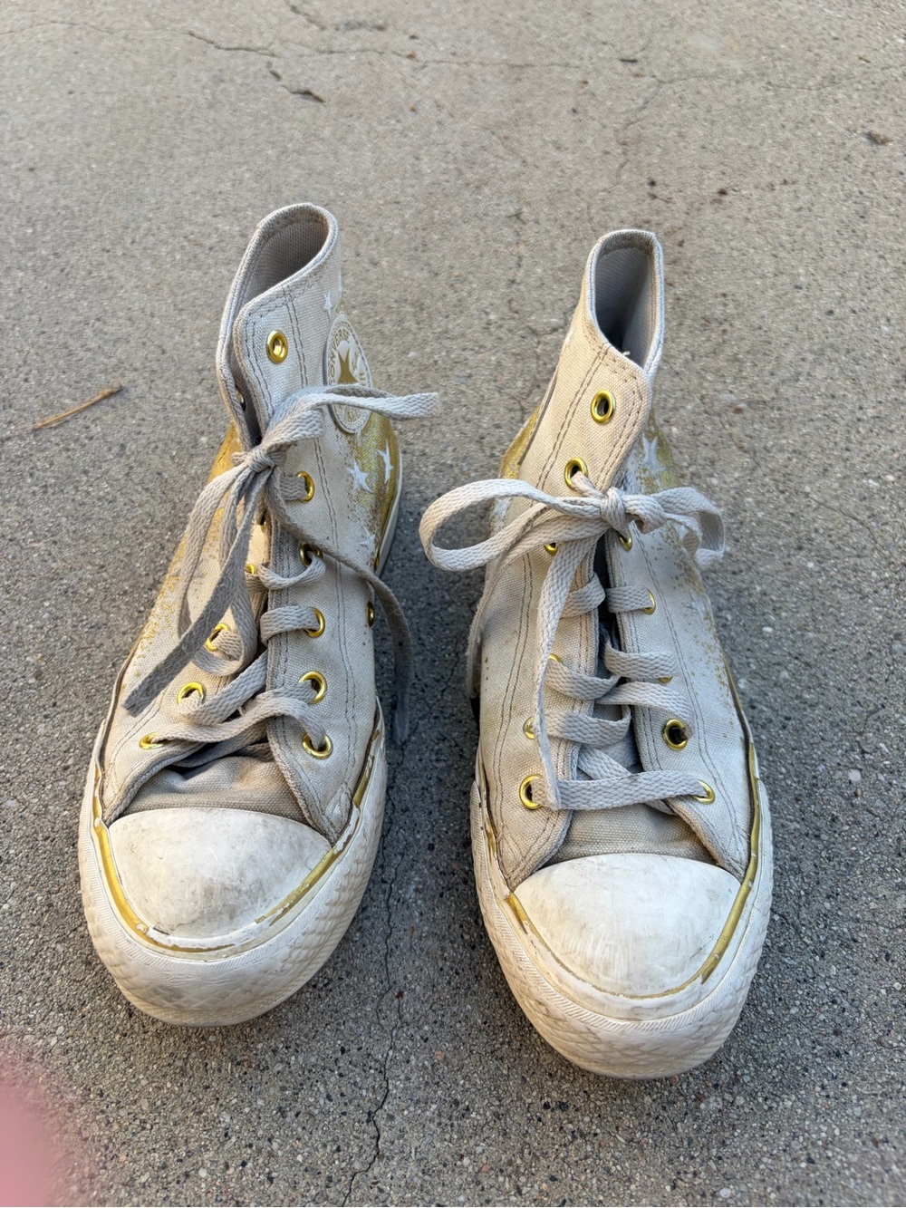 Converse Kids High-Top Sneakers in Gray with Gold Accents